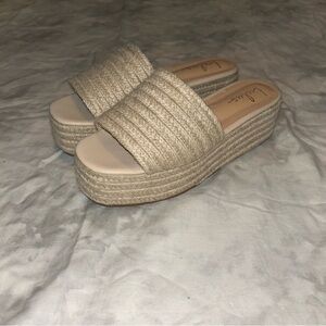 Lulu’s Espadrille Rope Platform Sandals